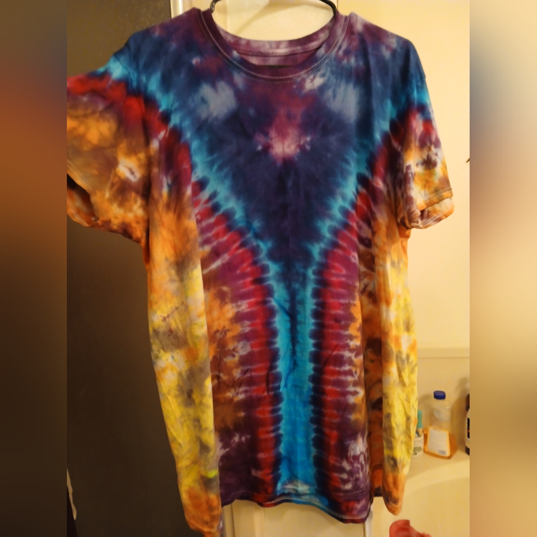 Multicolor Tie-Dye T-Shirt. Men's Sz.L